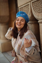 Učitajte sliku u preglednik galerije, Jednobojne beretke sa vezom - winter magic -lamaryfashion