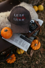 Učitajte sliku u preglednik galerije, Kacketi sa vezom od plisa - lamaryfashion