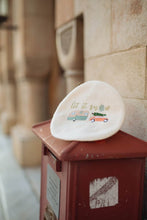 Učitajte sliku u preglednik galerije, Jednobojne beretke sa vezom - winter magic -lamaryfashion