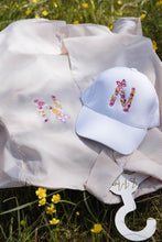 Učitajte sliku u preglednik galerije, Prugasta košulja - Savršen izbor za vaš stil!