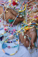 Učitajte sliku u preglednik galerije, PRIVEZAK ZA TELEFON - lamaryfashion