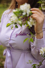 Učitajte sliku u preglednik galerije, Letnje haljine na pruge sa vezom po želji
