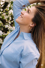 Učitajte sliku u preglednik galerije, Prugasta košulja sa vezom po želji — La Mary Fashion
