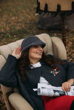 Učitajte sliku u preglednik galerije, BUCKET HAT - teddy - lamaryfashion
