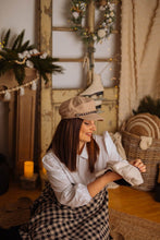 Učitajte sliku u preglednik galerije, MOSCOW CAP - lamaryfashion
