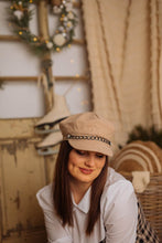 Učitajte sliku u preglednik galerije, MOSCOW CAP - lamaryfashion
