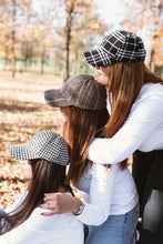 Učitajte sliku u preglednik galerije, KAČKETI - winter - lamaryfashion
